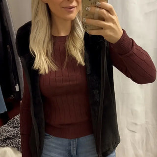 DOORBUSTER Faux Fur Vest One Size, Black